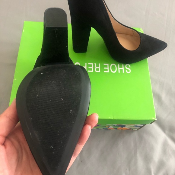 Heels - Picture 2 of 3